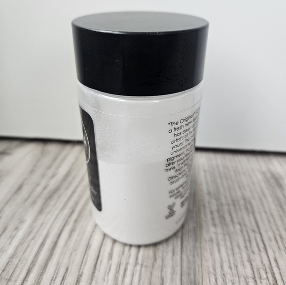 RCMA The Original No-Color Powder - Picture 4 of 6